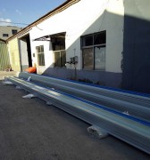 云南鋁業鑲貼邊820型5600米高性能采光板